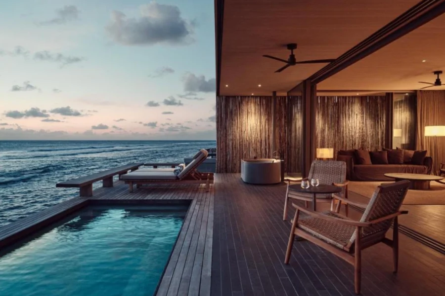 Patina Maldives, Fari Islands