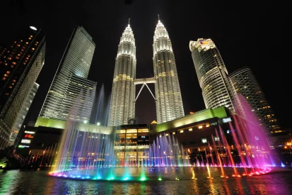 Petronas Twin Towers 1