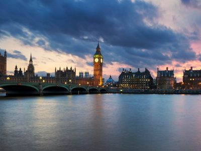 view-big-ben-clock-tower-london-sunset-uk_268835-1402