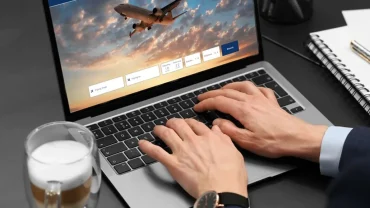 قبل الحجز: اكتشف الفرق في درجات حجوزات الخطوط السعودية 