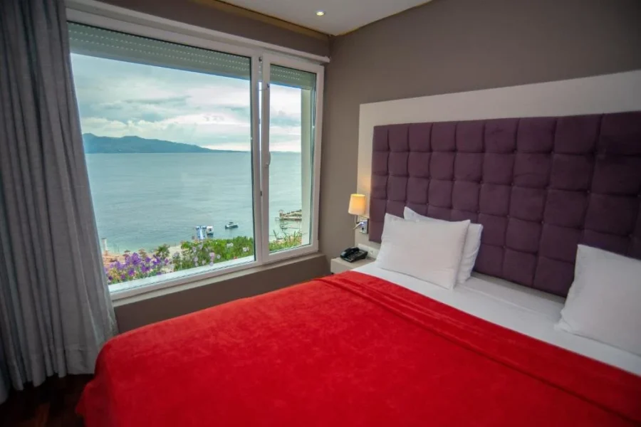 Bougainville Bay Hotel