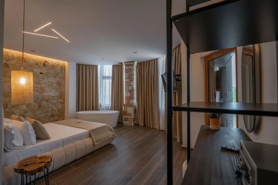 Hotel Castle Ksamil